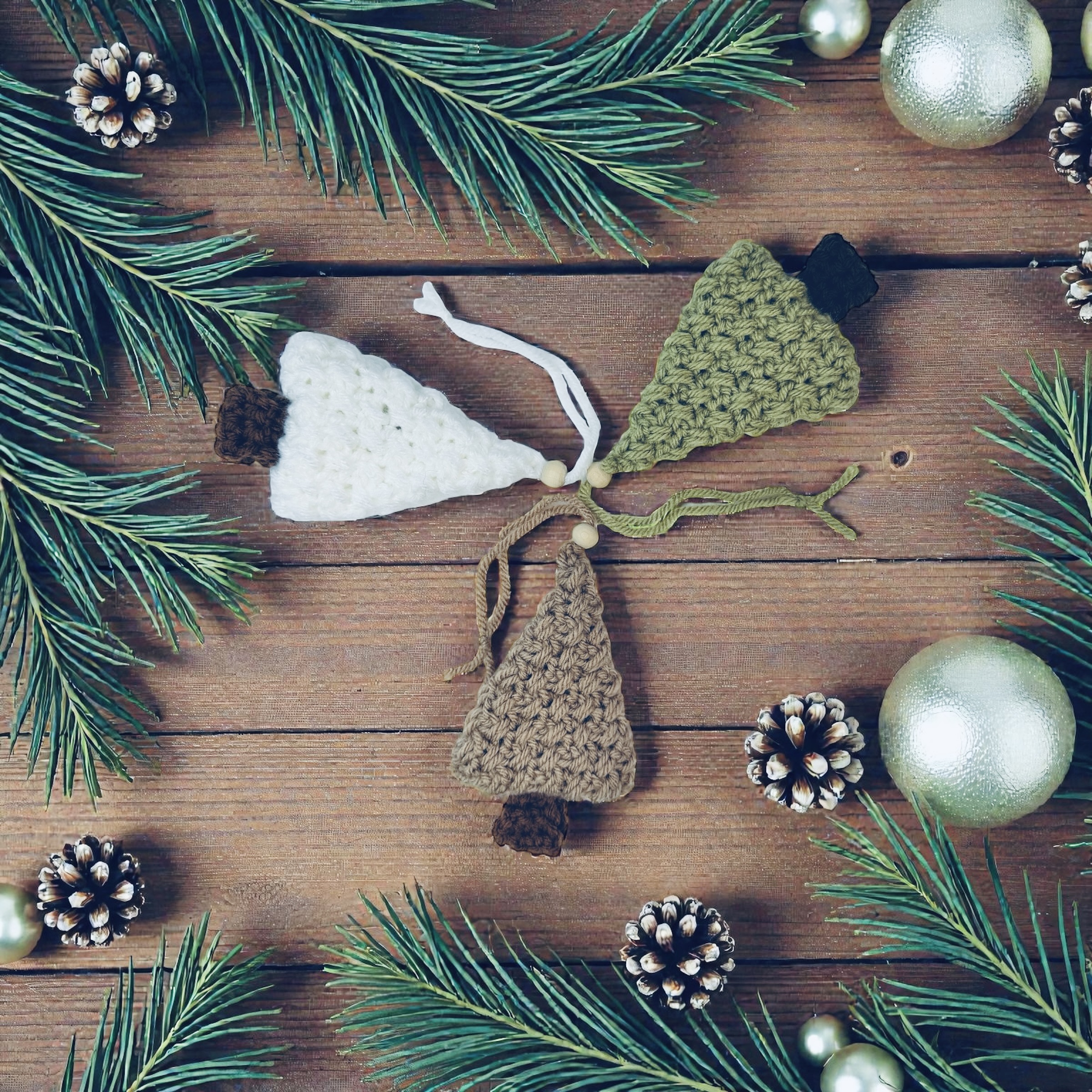 Easy Crochet Christmas Tree Ornament Pattern for Beginners - SASS Crochet